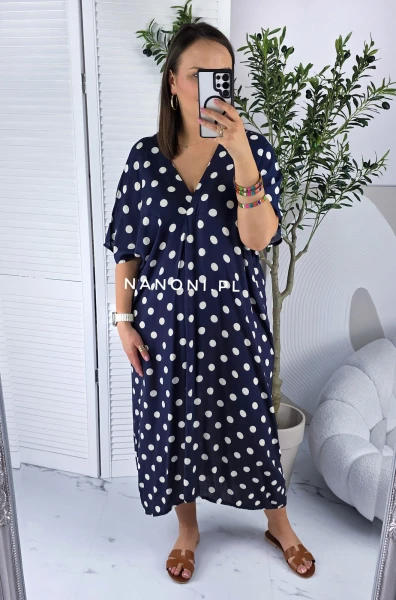 Sukienka Midi Plus Size Groszki Granatowa 44-50 Amora 