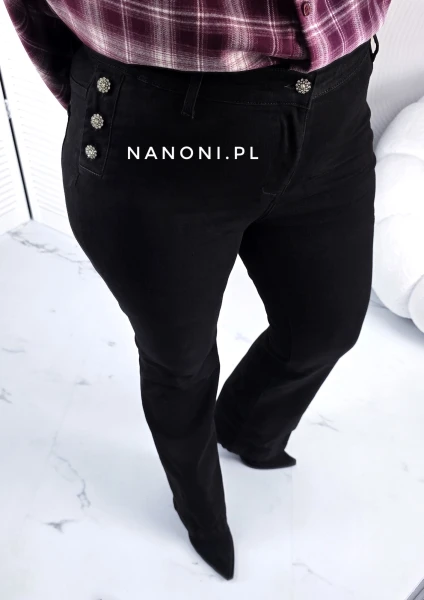 Jeansy Dzwony Czarne Plus Size z Ozdobnymi Guzikami 44-54 Flora